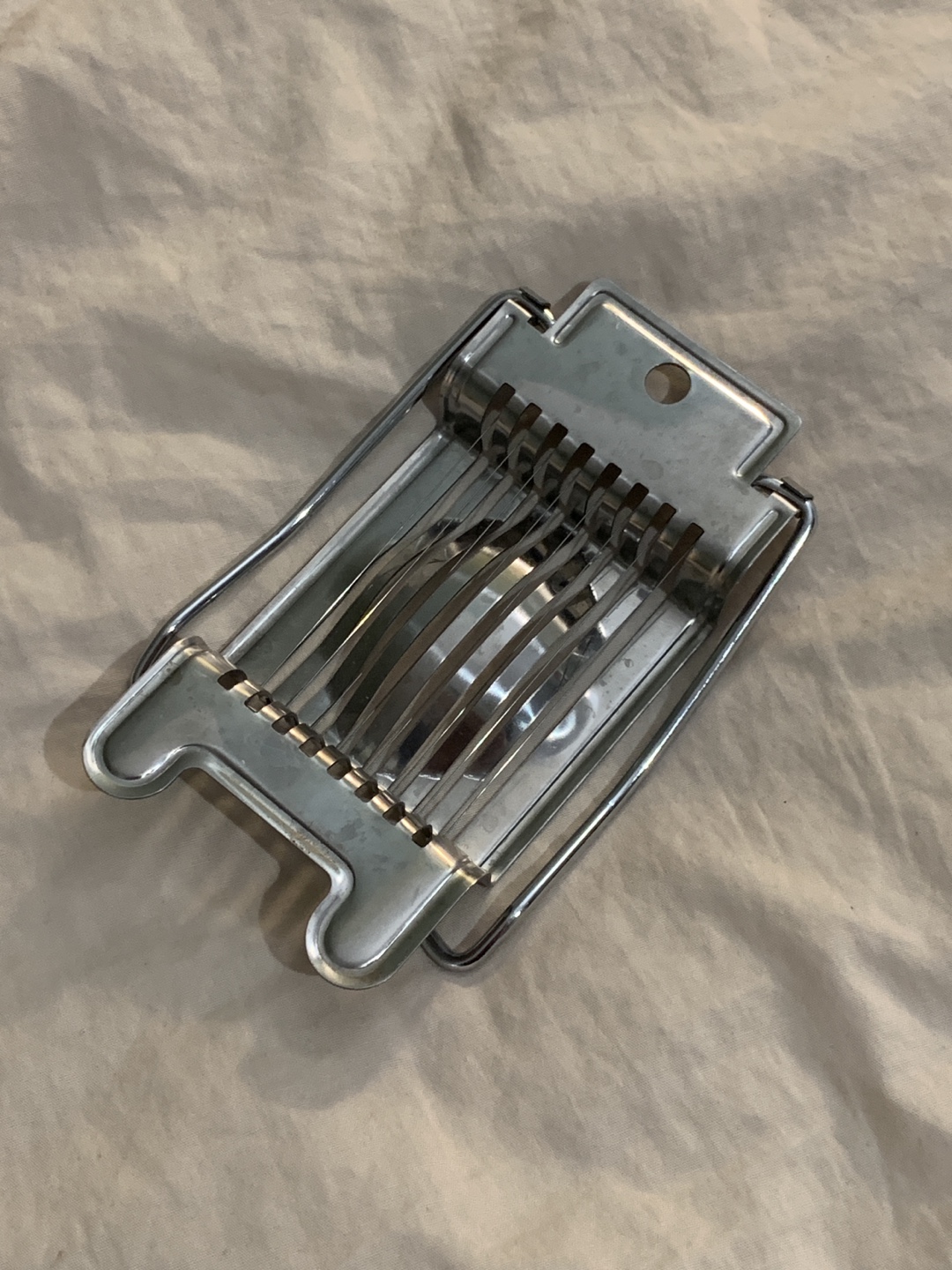 Vintage Egg Slicer - photo 3