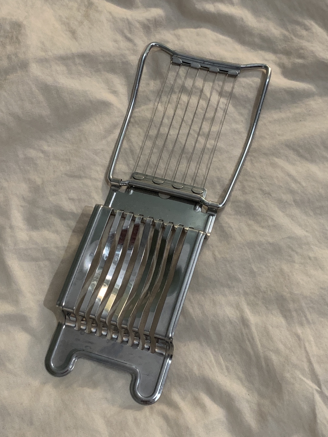 Vintage Egg Slicer - photo 2