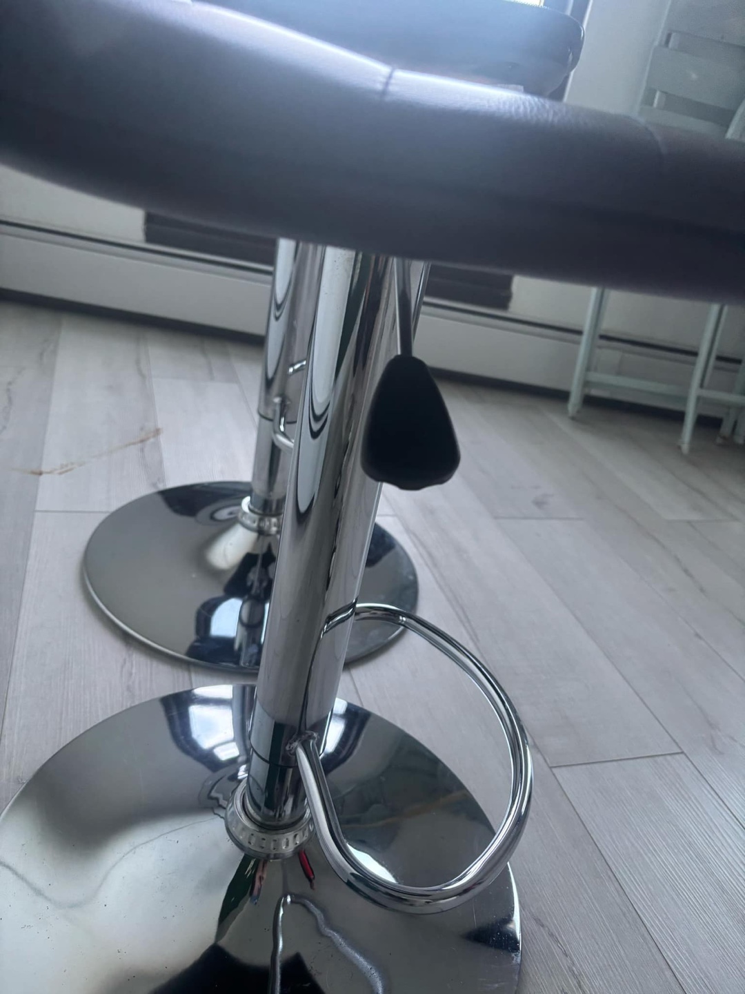 Pair of Black Leather Bar Stools with Chrome Base - photo 3