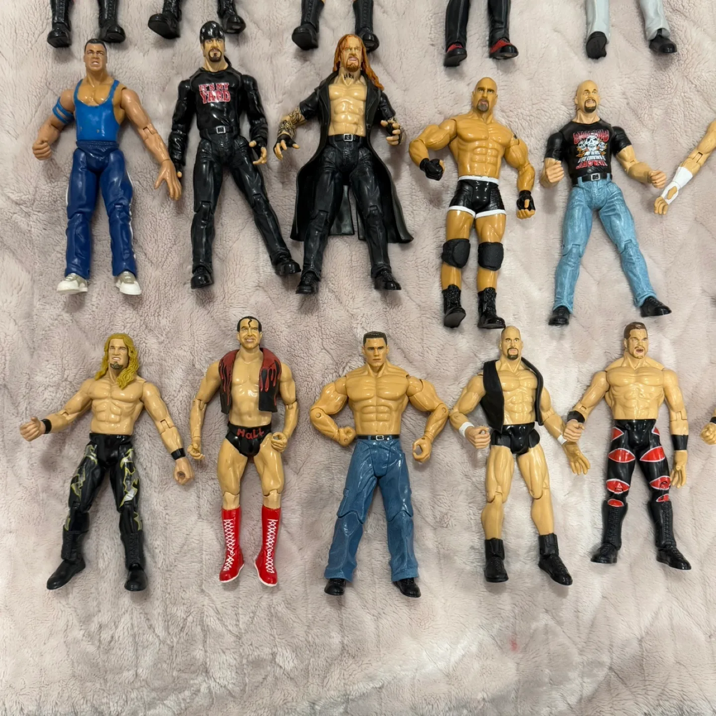 Vintage 90s/2000s WWF/WCW/WWE Wrestling Toys lot image indicator(9)