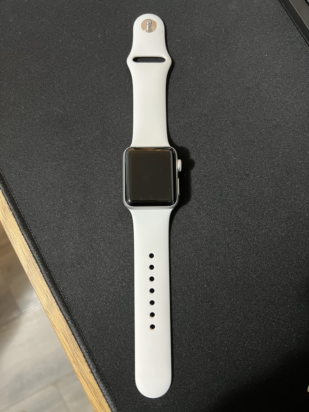 Apple Watch Series 3, White Sport Band, Excellent Condition