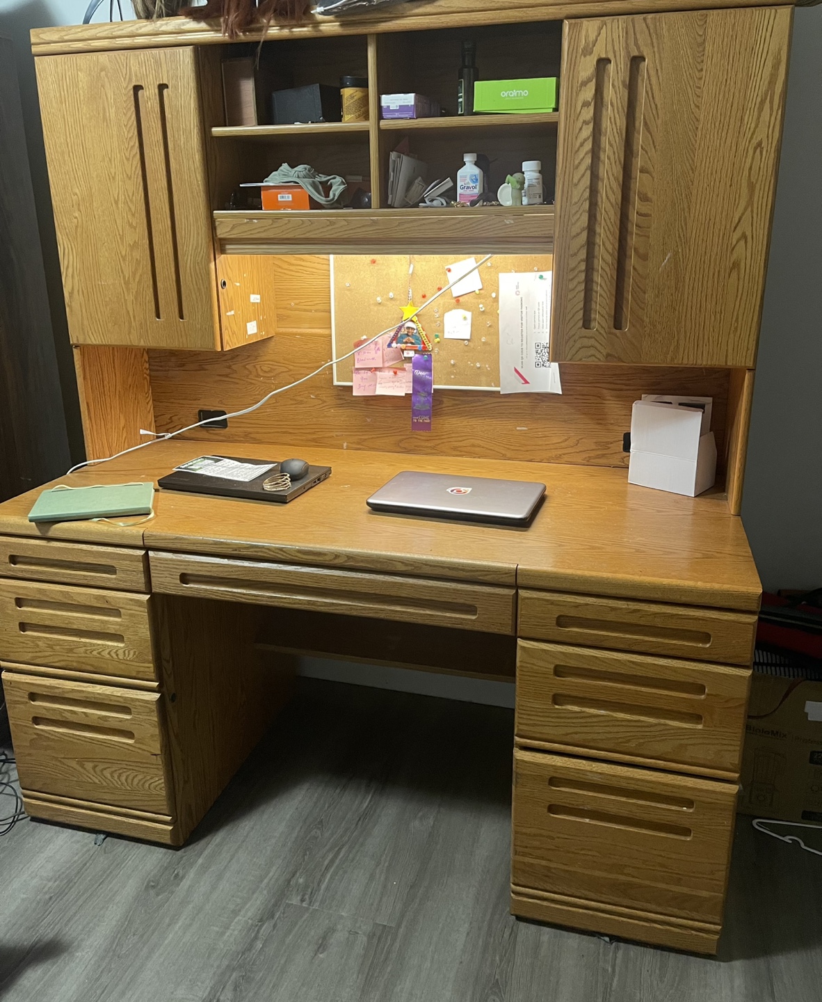 Solid Wood Computer Desk with Hutch - photo 3
