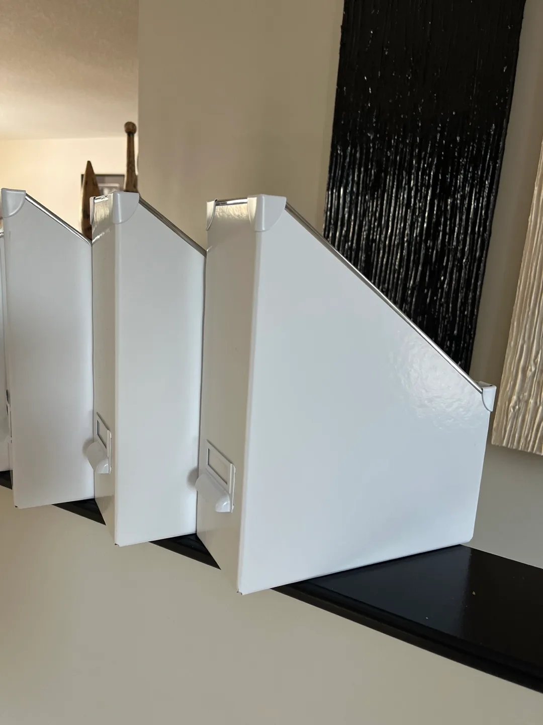 Set of four white magazine files image indicator(2)