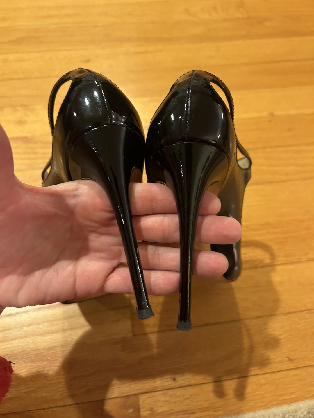 Rupert Sanderson Black Patent Leather Peep Toe Heels Size 40 - photo 3