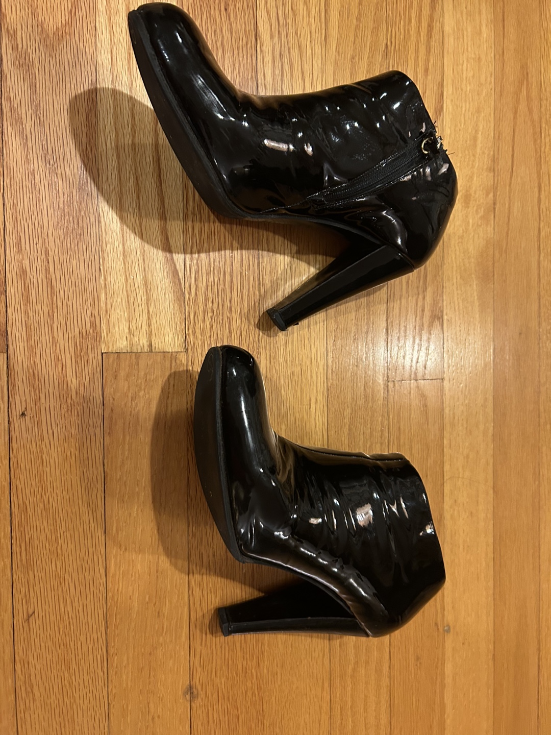 Black Patent Leather Ankle Boots - photo 3