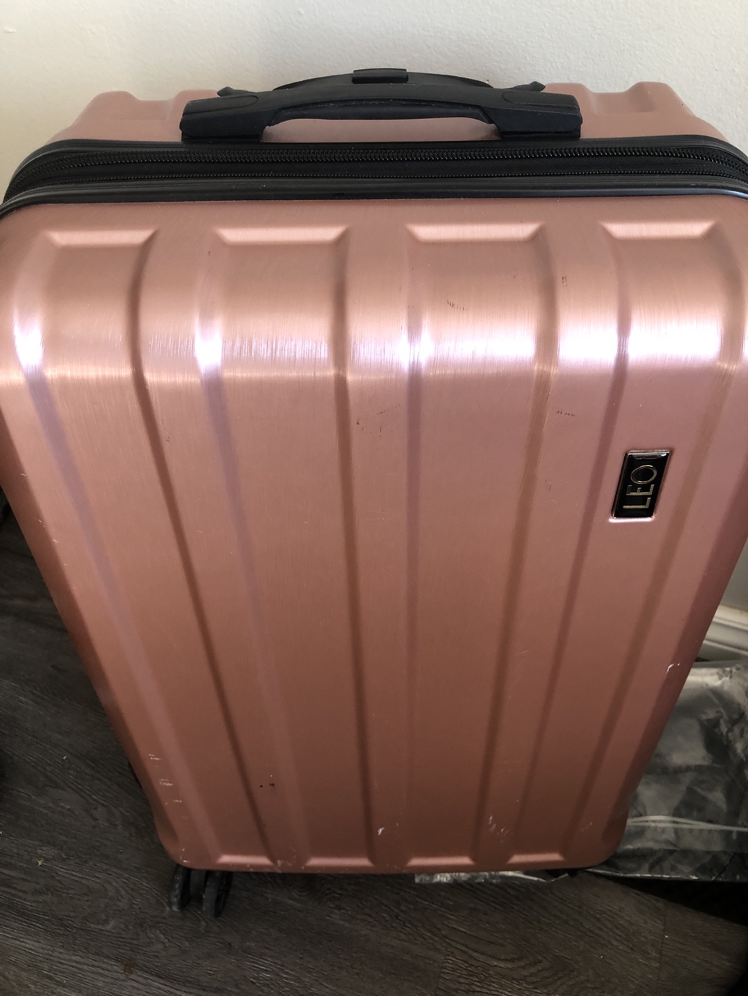 Rose Gold LEO Luggage Suitcase 27”x18” - photo 2