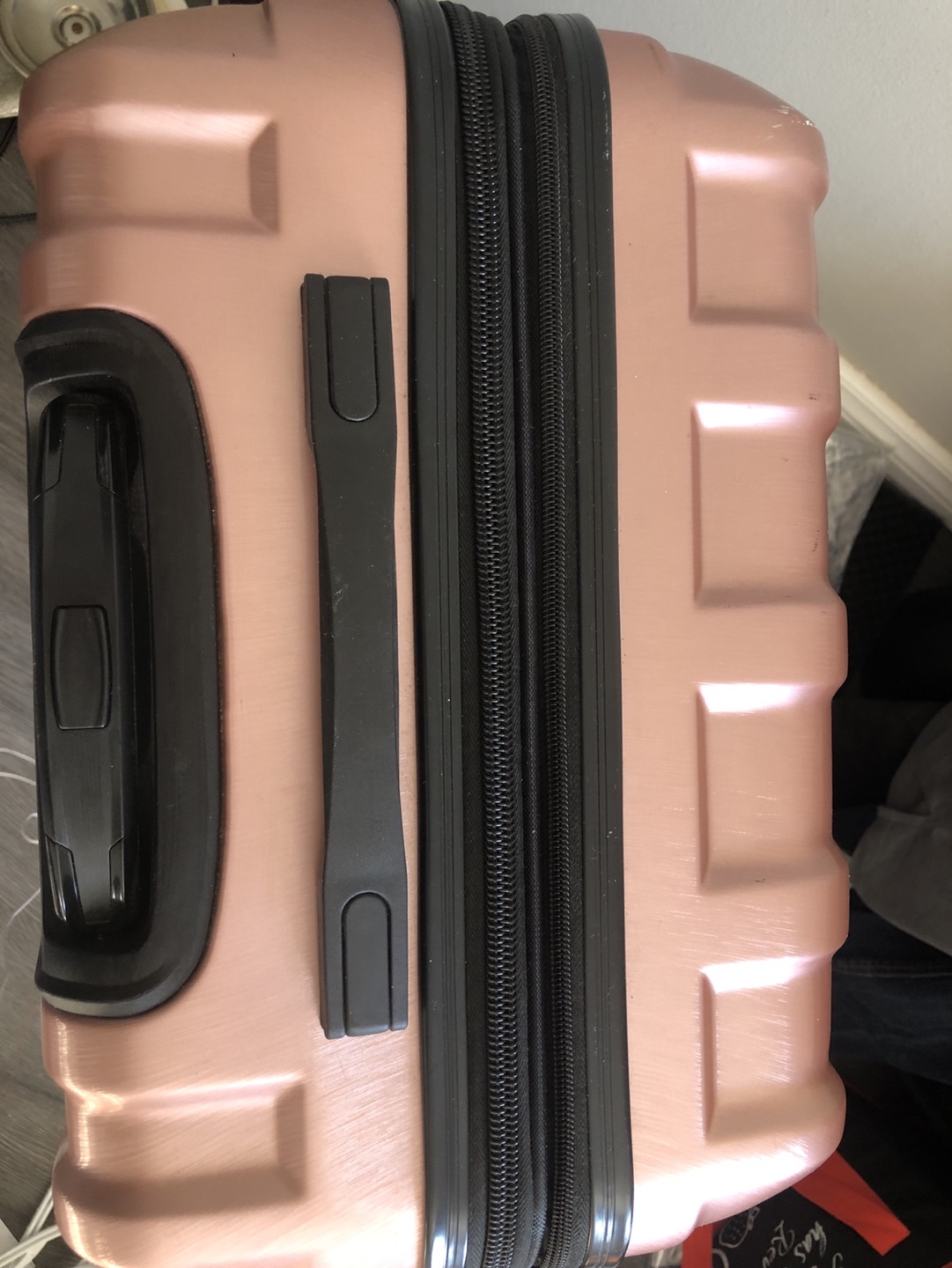 Rose Gold LEO Luggage Suitcase 27”x18”