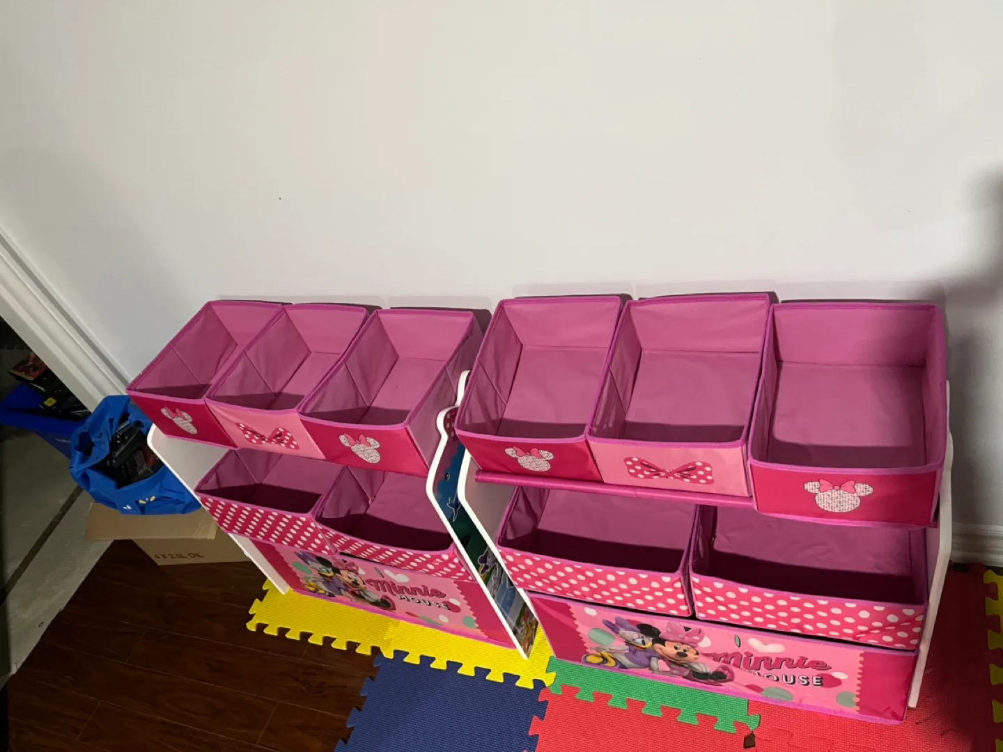 Delta Children Minnie Mouse 6-Bin Toy Organizer image indicator(2)