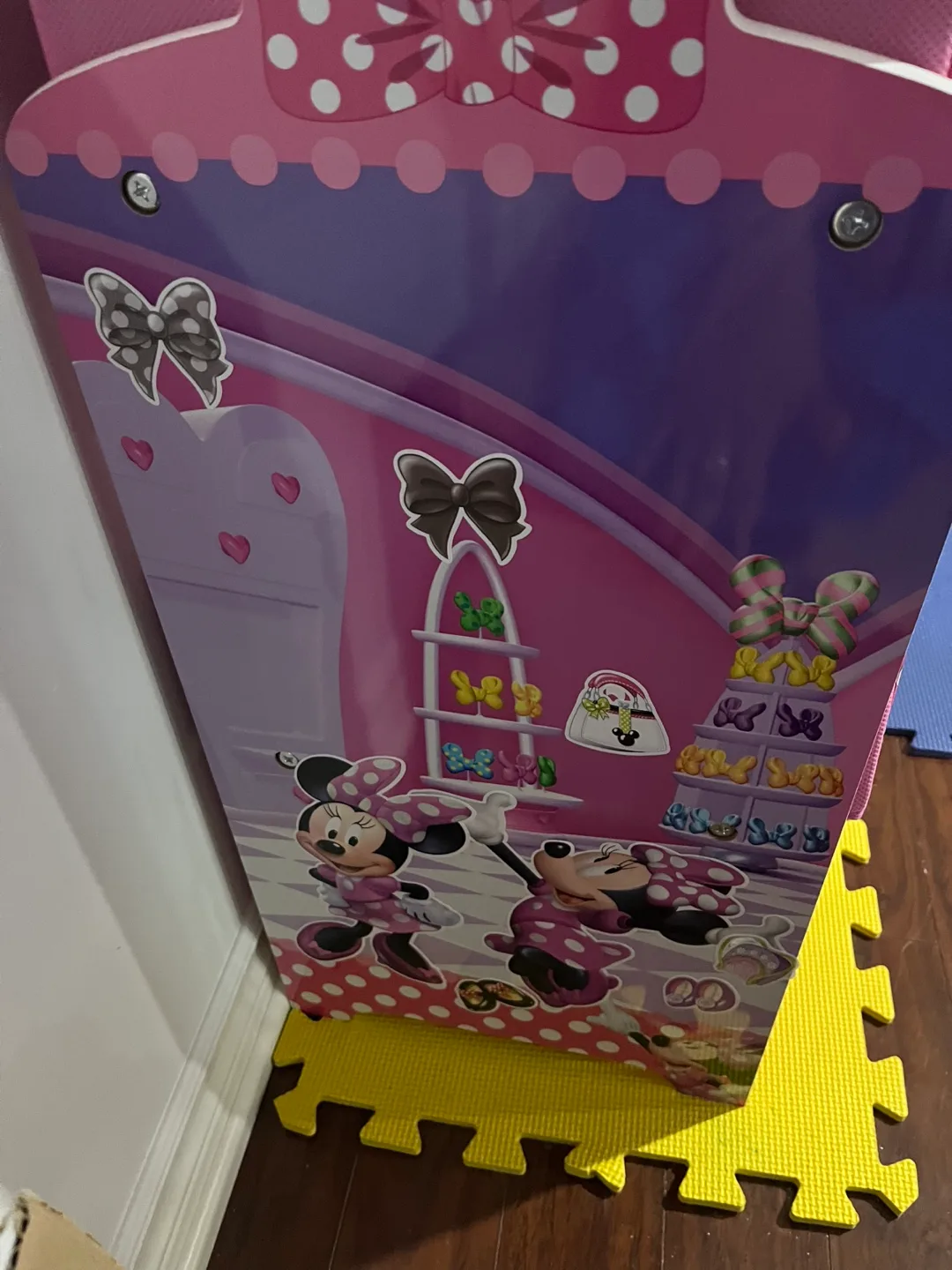 Delta Children Minnie Mouse 6-Bin Toy Organizer image indicator(6)