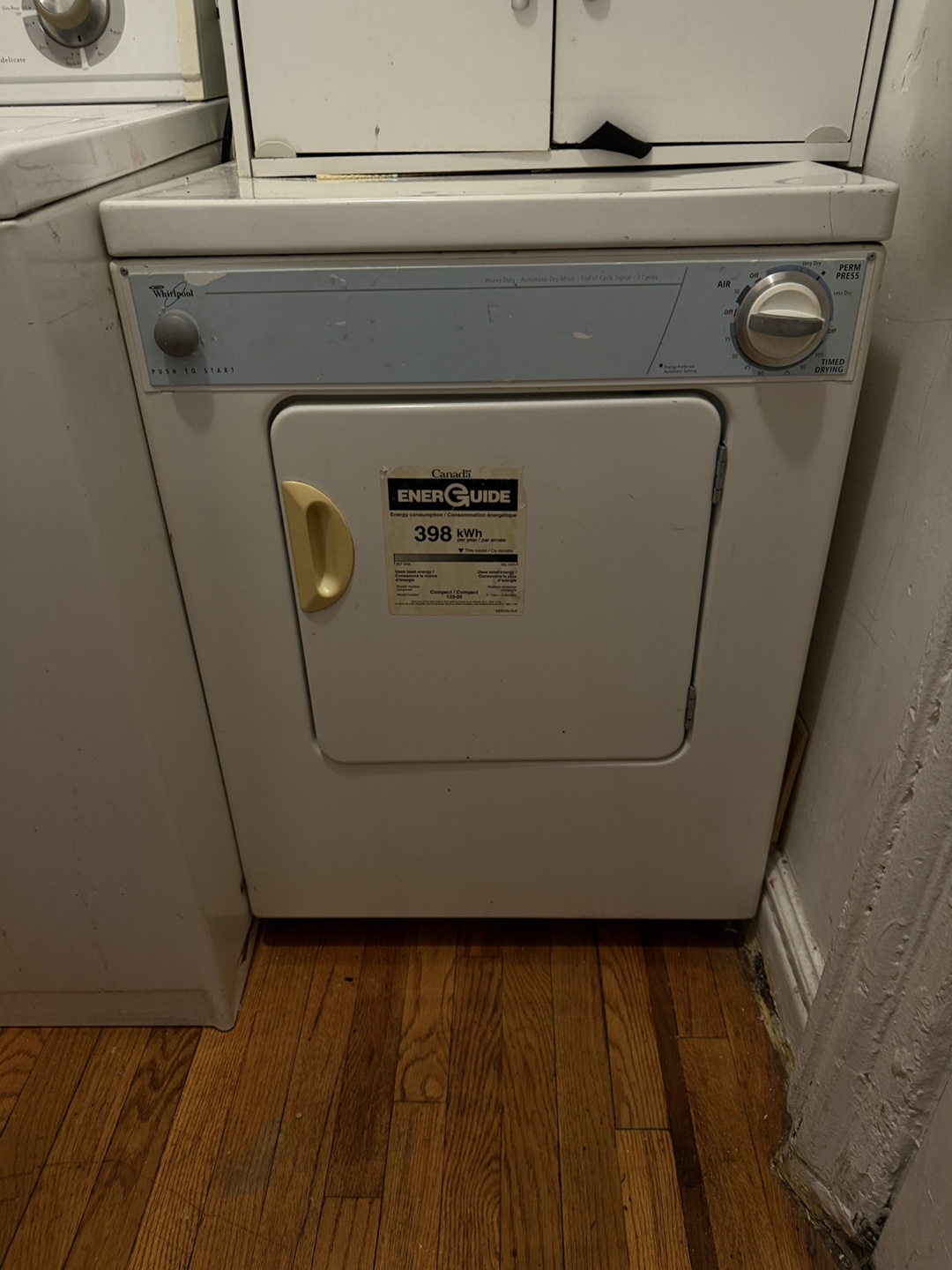 Whirlpool Washer and Dryer Set - photo 2