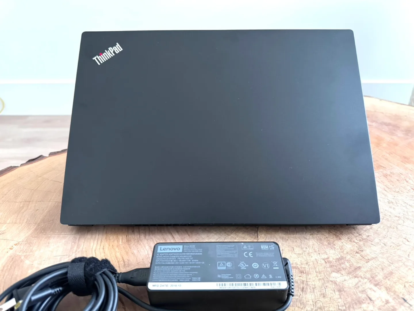 Lenovo Thinkpad Win 11 laptops from $150 image indicator(5)