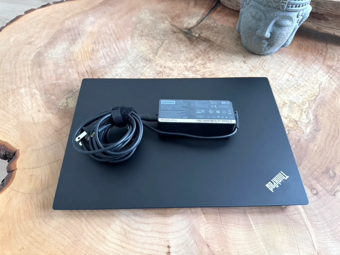 Lenovo Thinkpad Win 11 laptops from $150 image indicator(8)