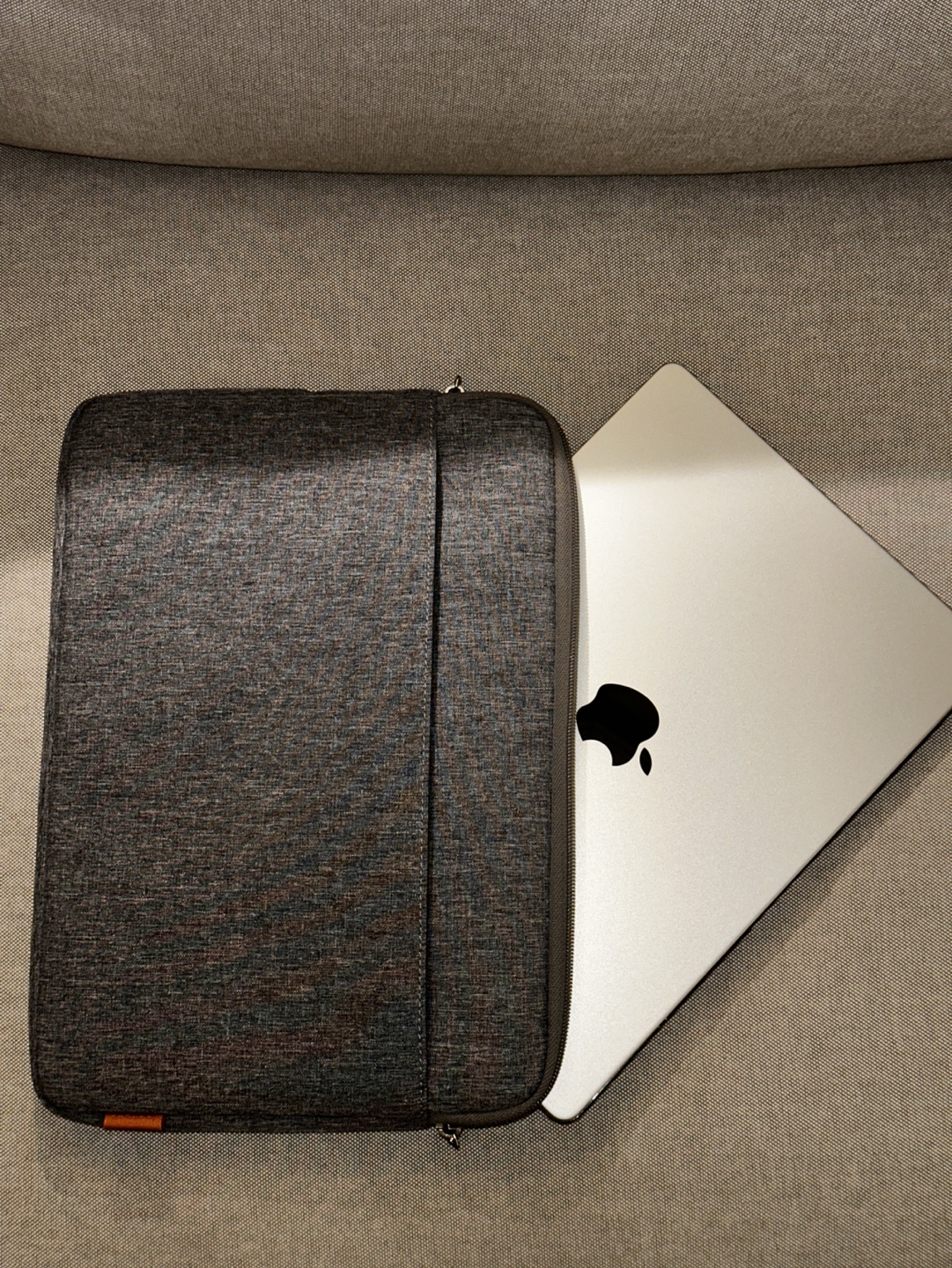MacBook Pro (2021) Silver 14 inch, M1 Pro chip - photo 5