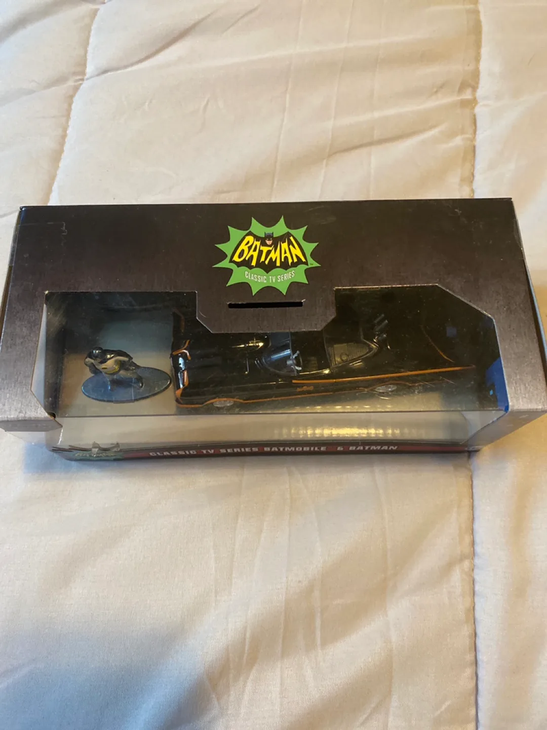 Classic TV Series Batmobile & Batman Collectible Set image indicator(2)