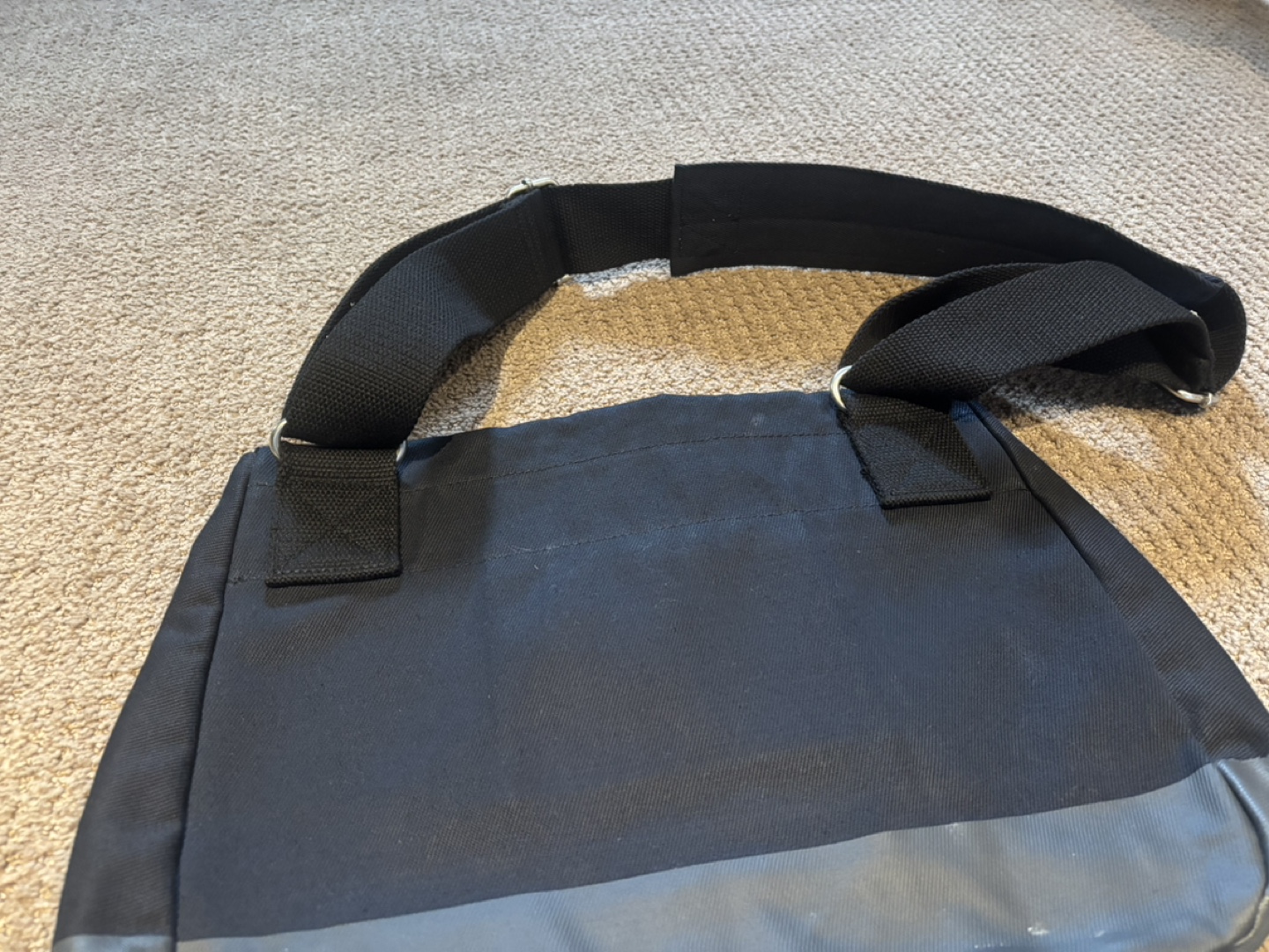 Red Canoe RCAF CF-18 Shoulder Bag - photo 2