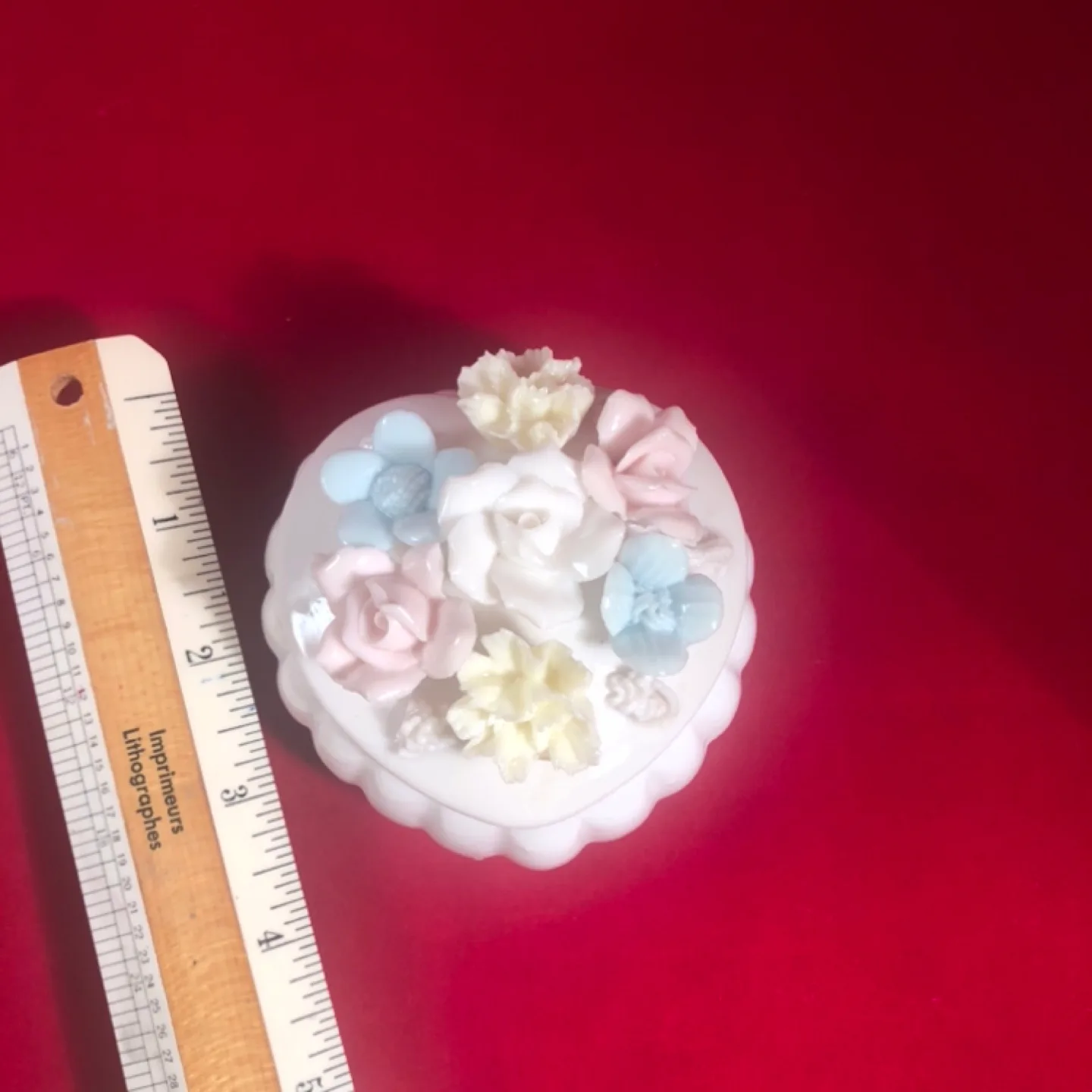 Luminous Ardalt Japan Heart-Shaped Porcelain Box image indicator(5)