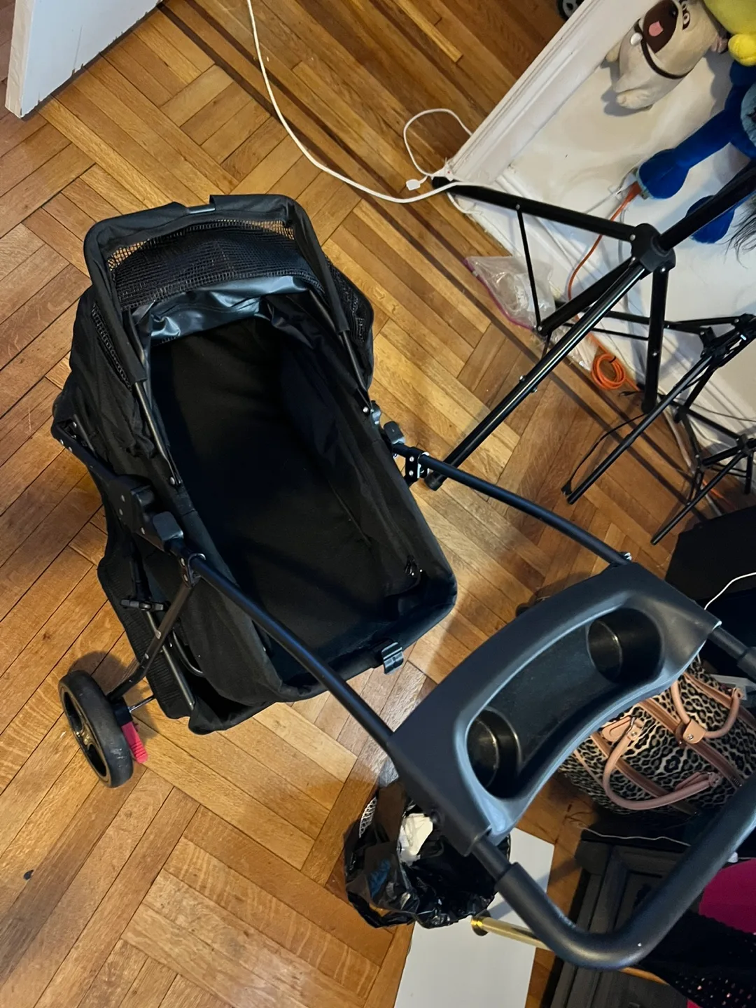 Pet Stroller - Black - Collapsible image indicator(3)