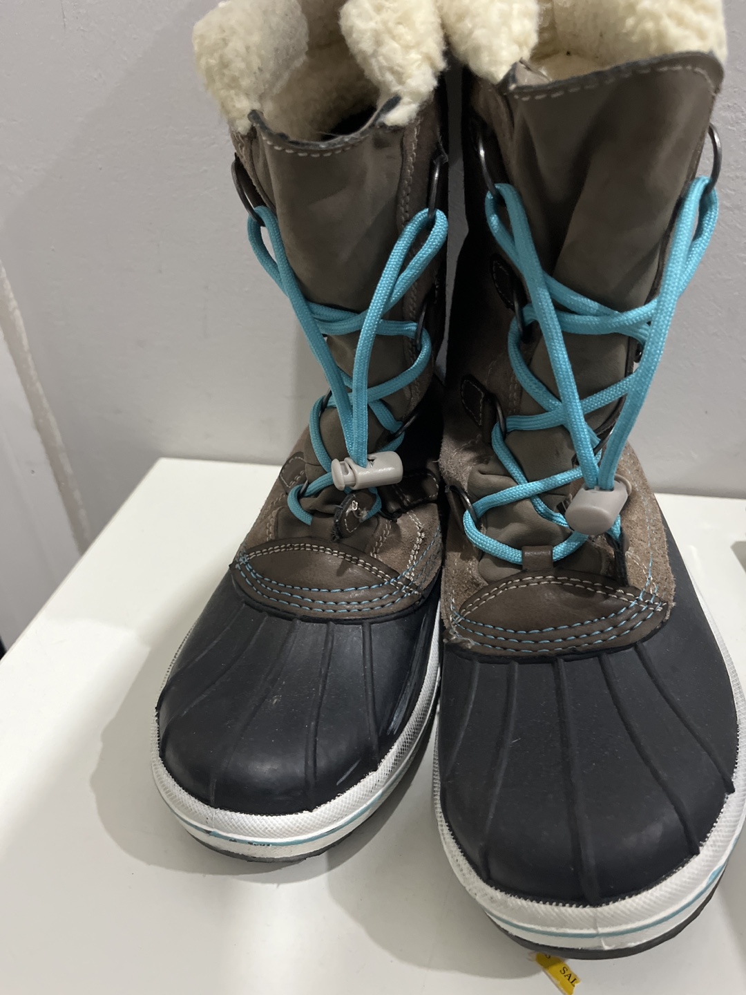 Girls' Size 4 Kamik Snow Boots - photo 3