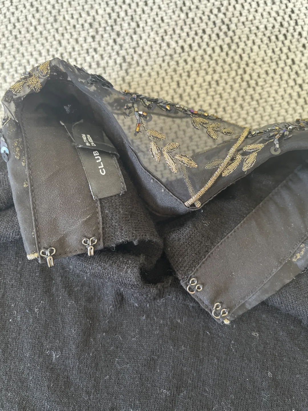 Club Monaco Black embellished collar sweater XS/TP image indicator(6)