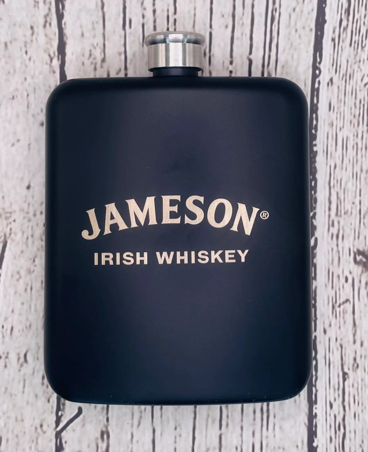 Jameson Irish Whiskey Hip Flask image indicator(2)