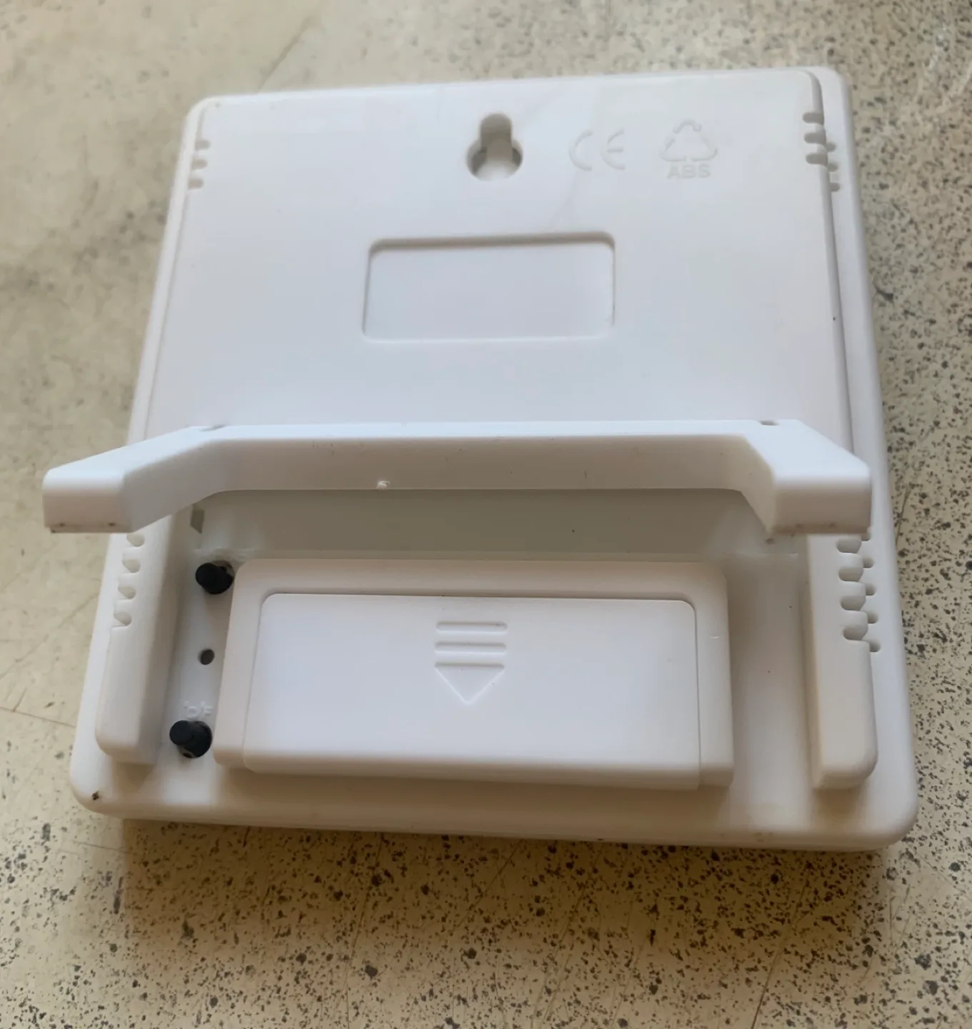 Digital Clock/Humidity Meter image indicator(3)
