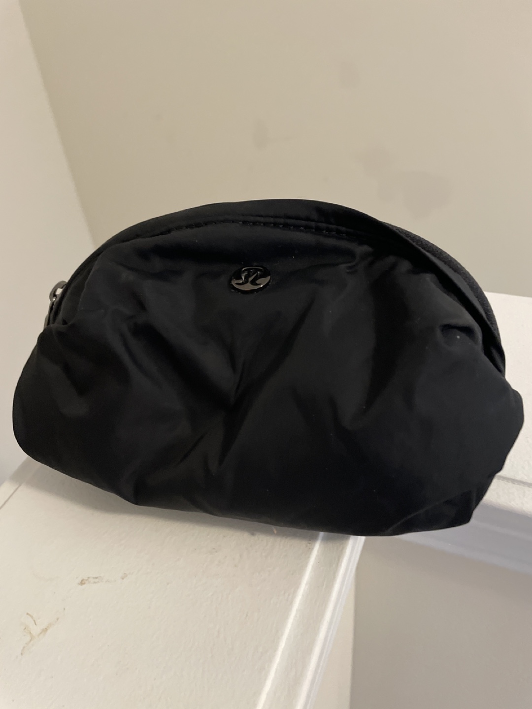 Lululemon Black Travel Pouch like new