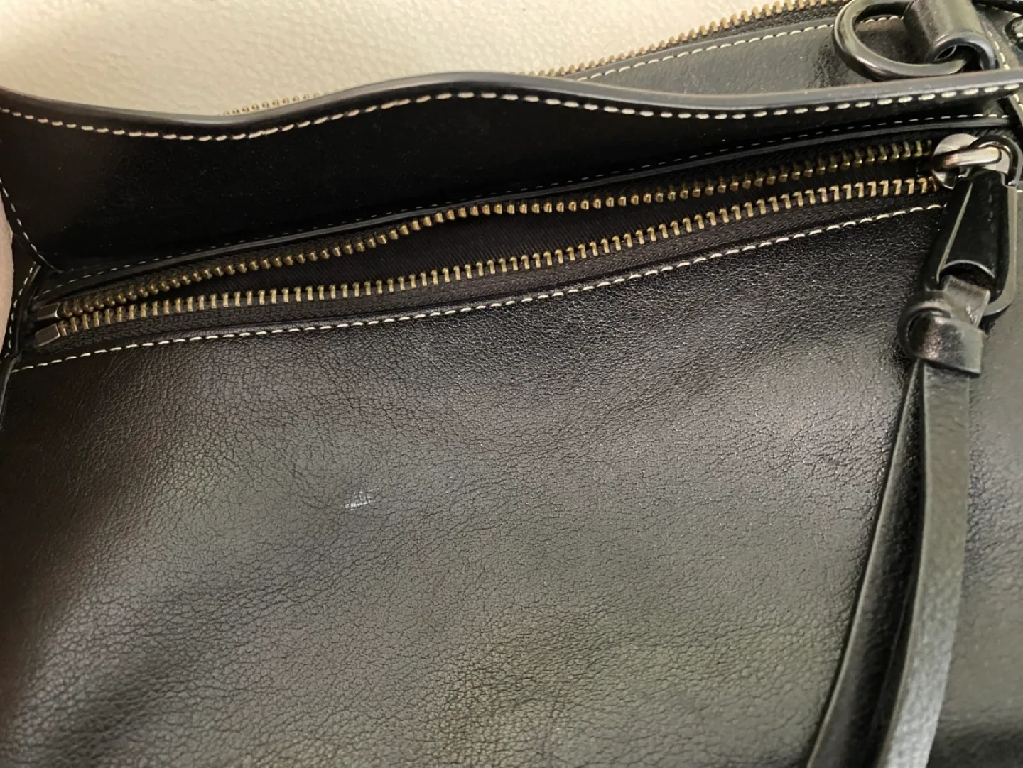 Rebecca Minkoff Black Leather Crossbody Bag image indicator(6)