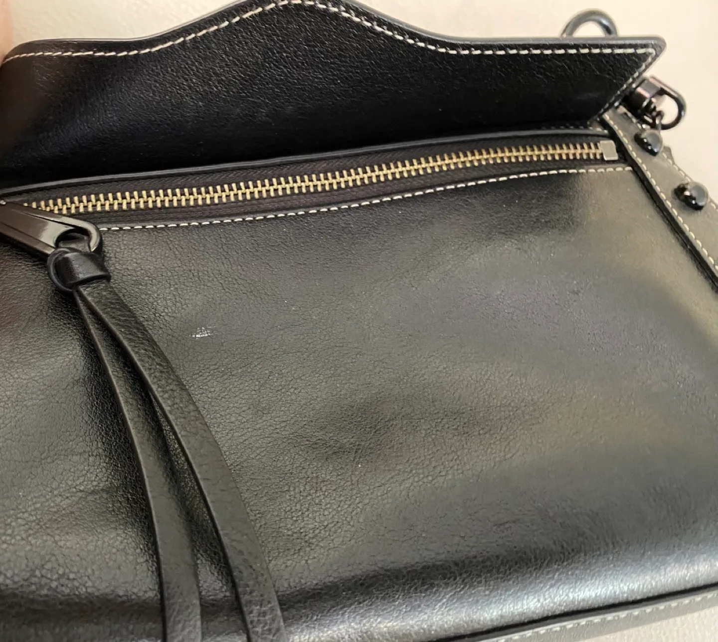 Rebecca Minkoff Black Leather Crossbody Bag image indicator(7)