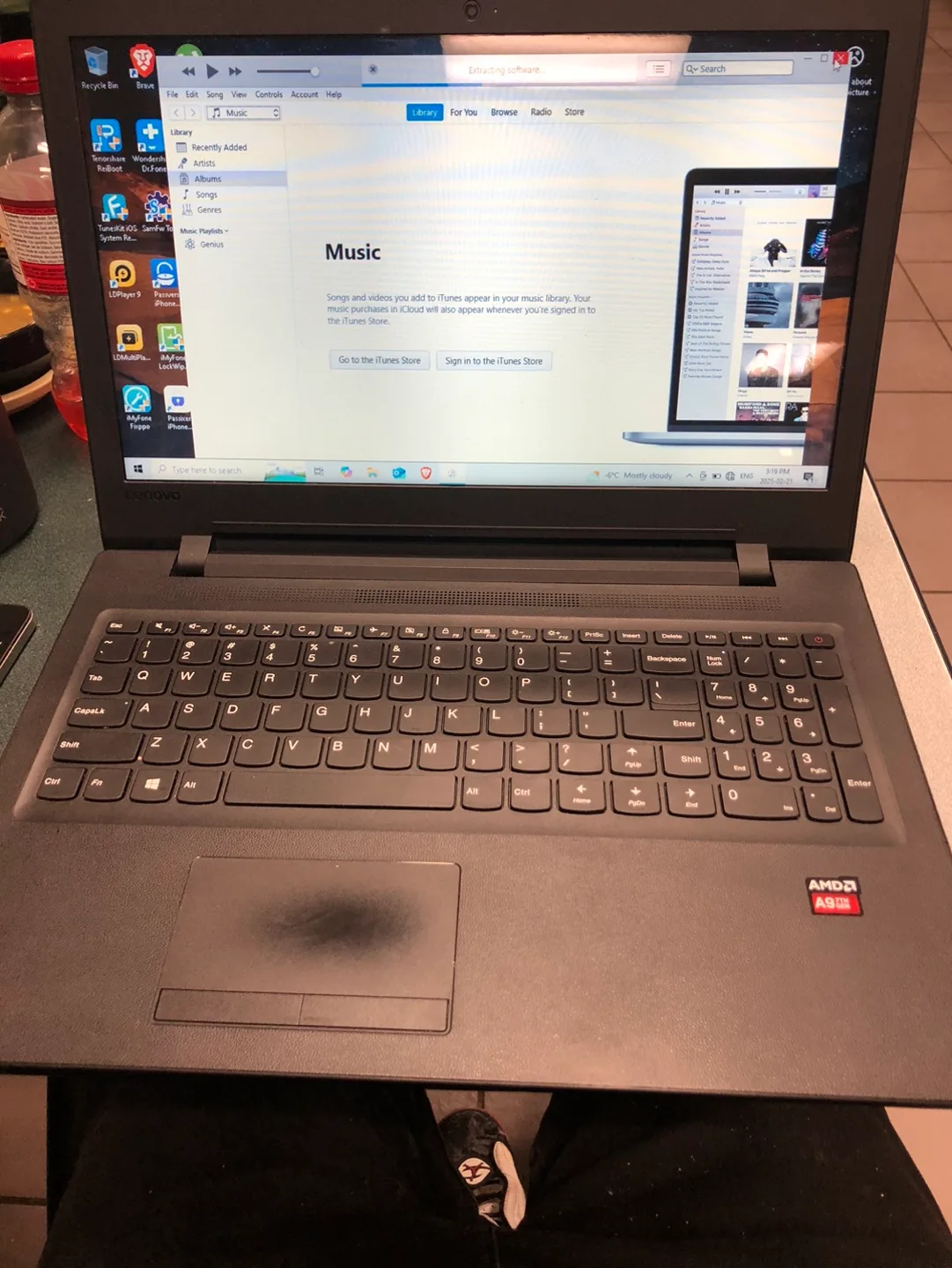 Lenovo Laptop - AMD Processor thumbnail