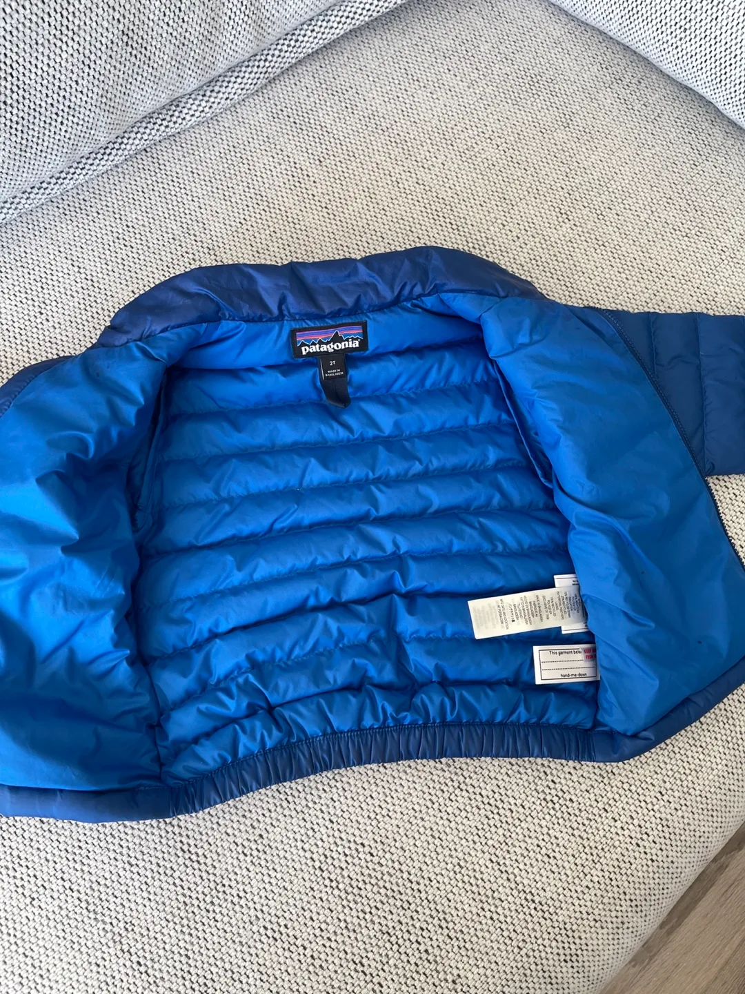 Patagonia Toddler Down Jacket - Size 2T image indicator(7)