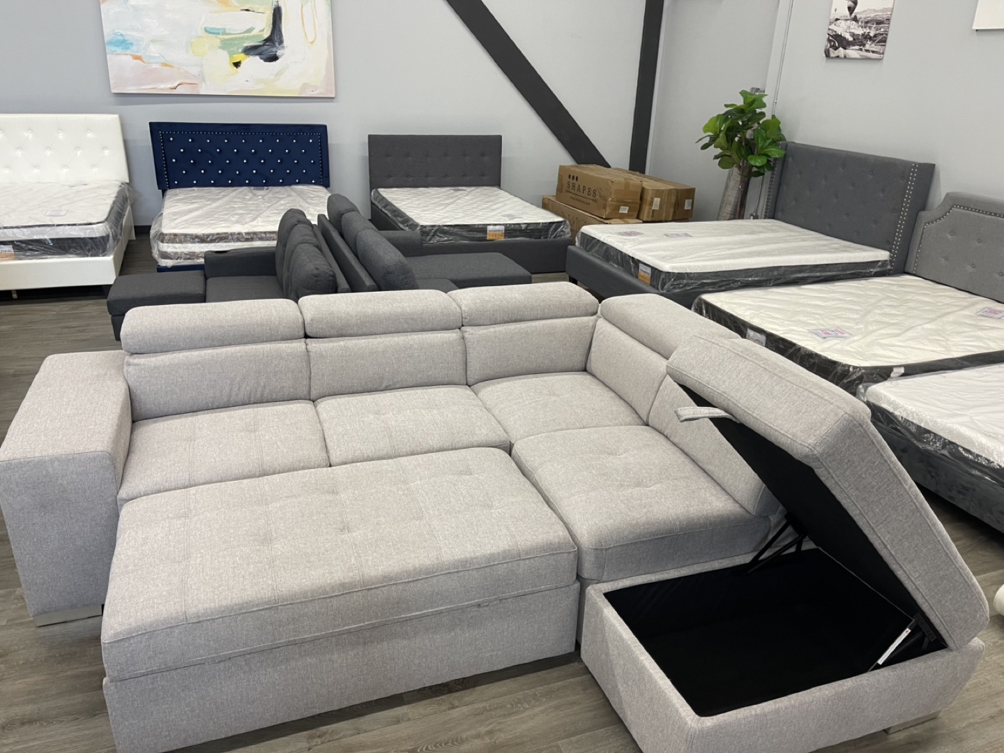 🌟 New Arrival Alert!: Newest Fabric Sleeper Sofa🌟 - photo 3