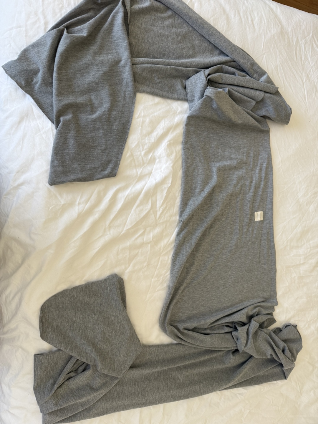 KeaBabies Baby Wrap Carrier - Classic Gray - photo 3