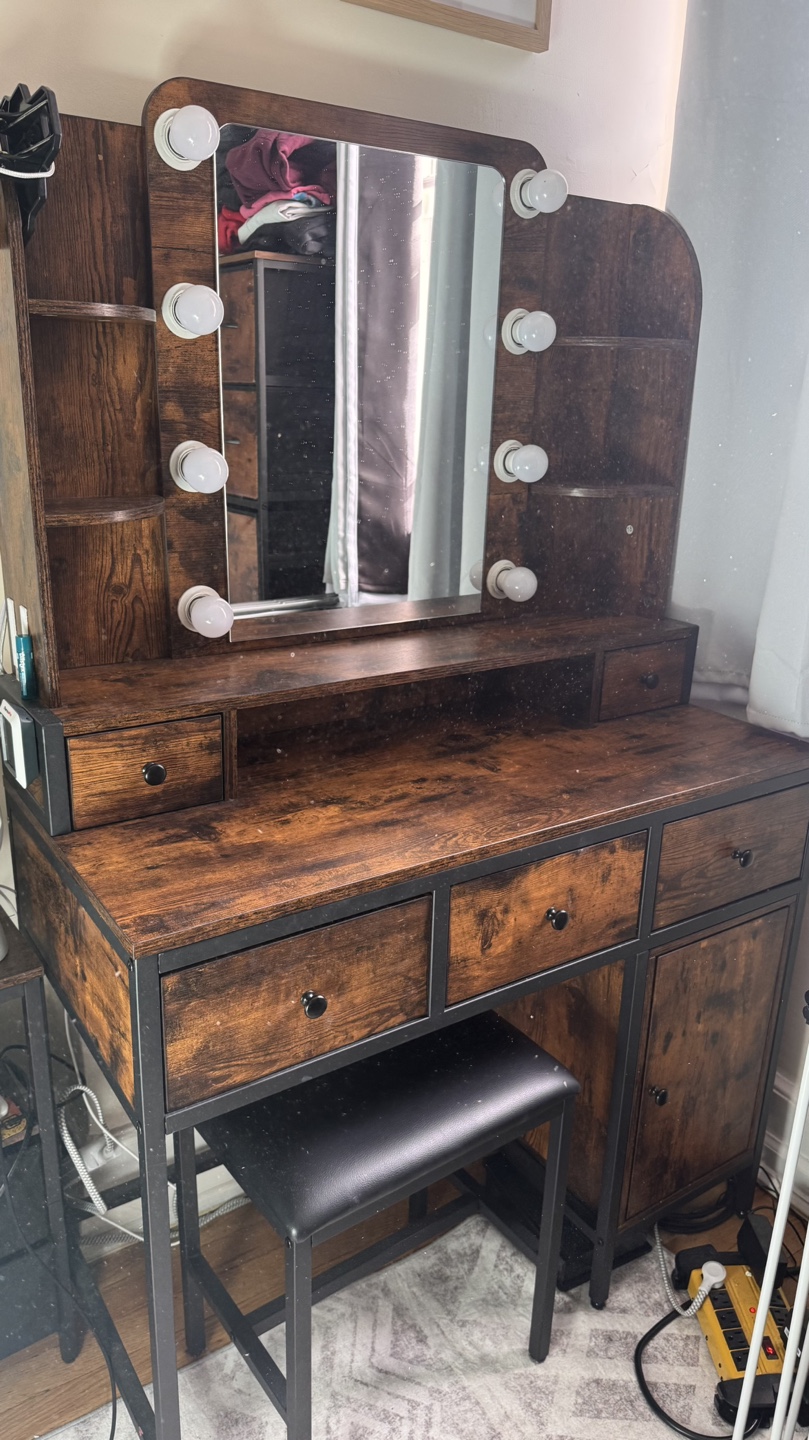 Vanity Set with Mirror and Lights - photo 2