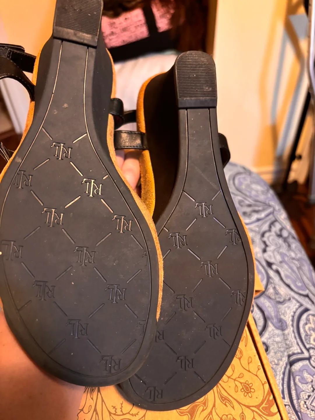 Lauren Ralph Lauren Black Wedge Sandals - Size 8B image indicator(4)