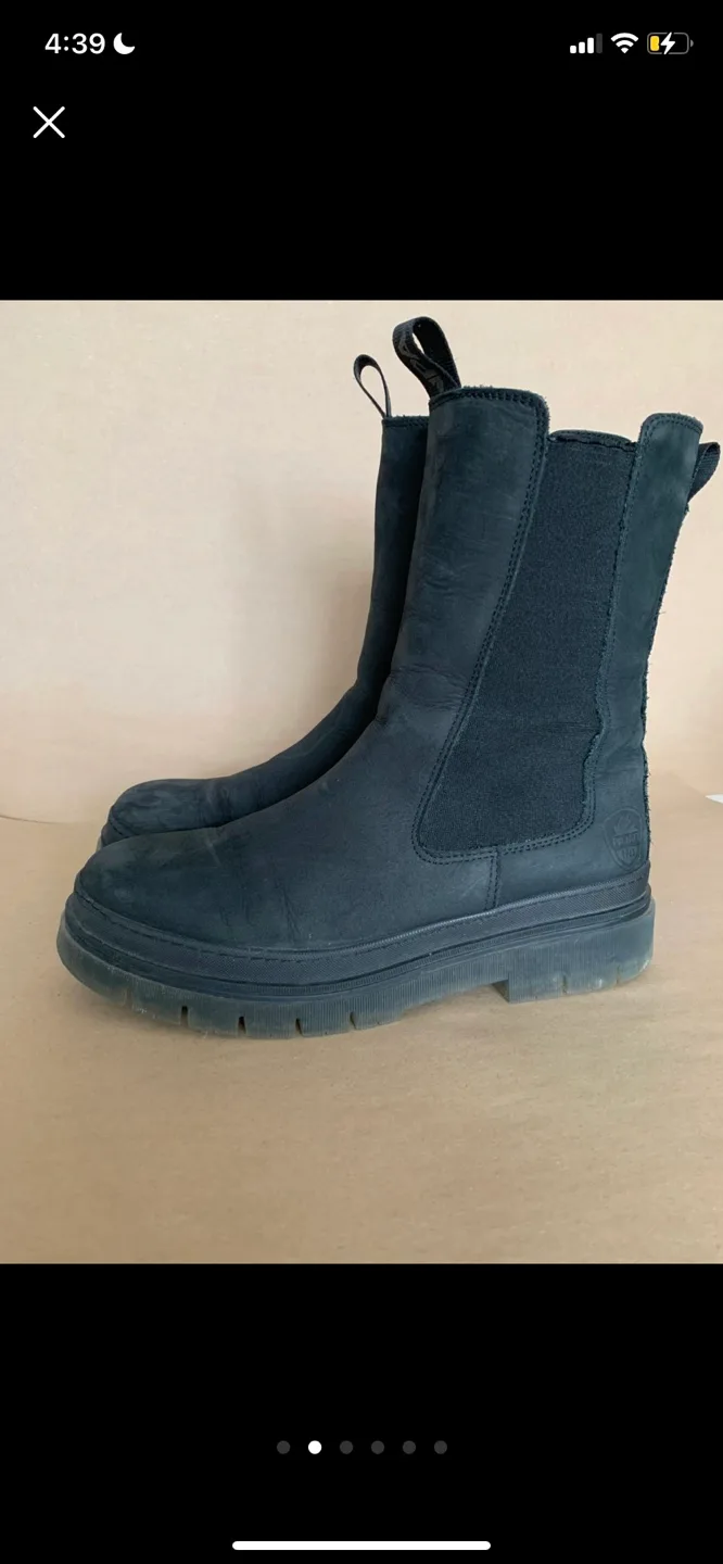 Size 9-9.5 Pajar winter boots image indicator(2)