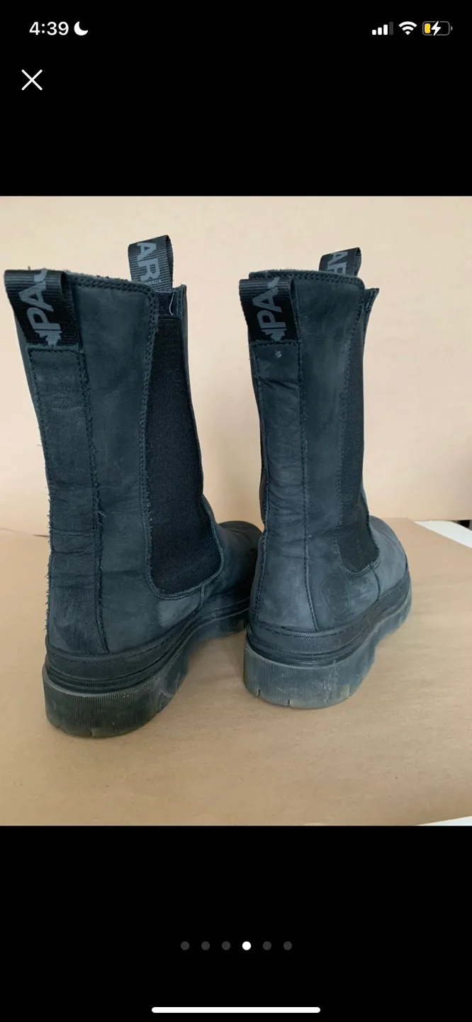Size 9-9.5 Pajar winter boots image indicator(4)