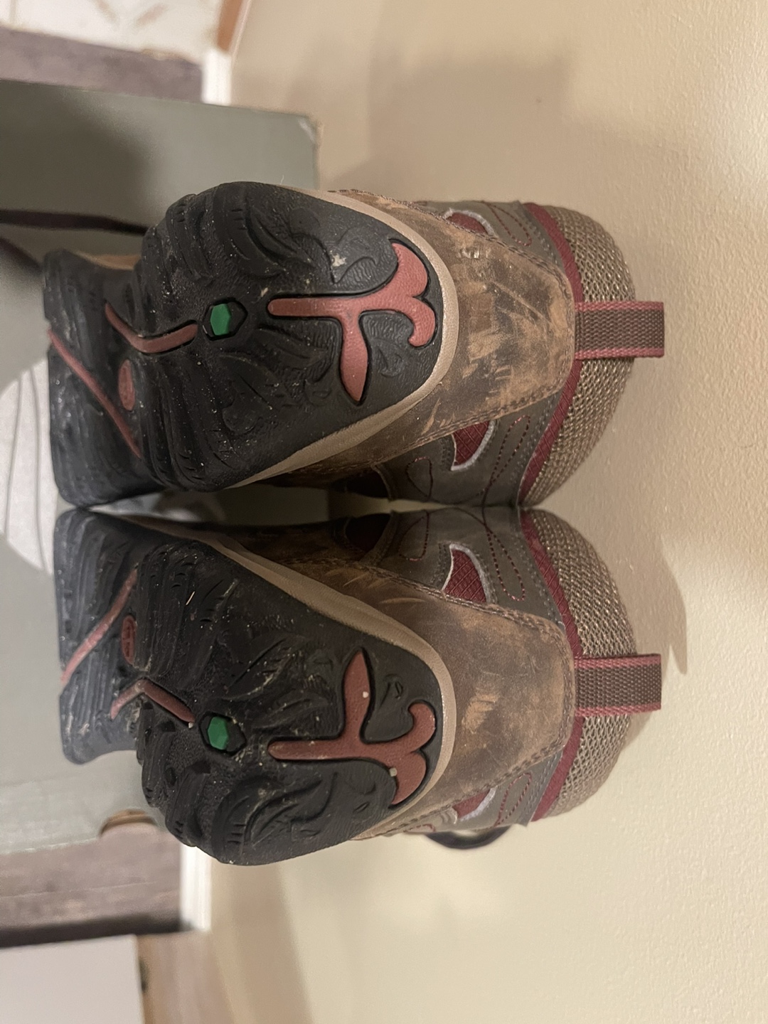 Women's Timberland Brown Hiking Boots Size 7 - photo 5