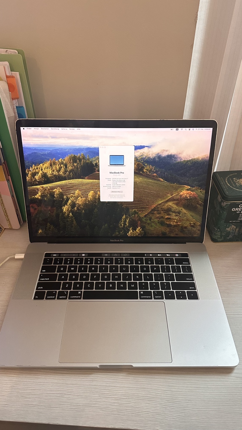 Used MacBook Pro 15-inch 2018