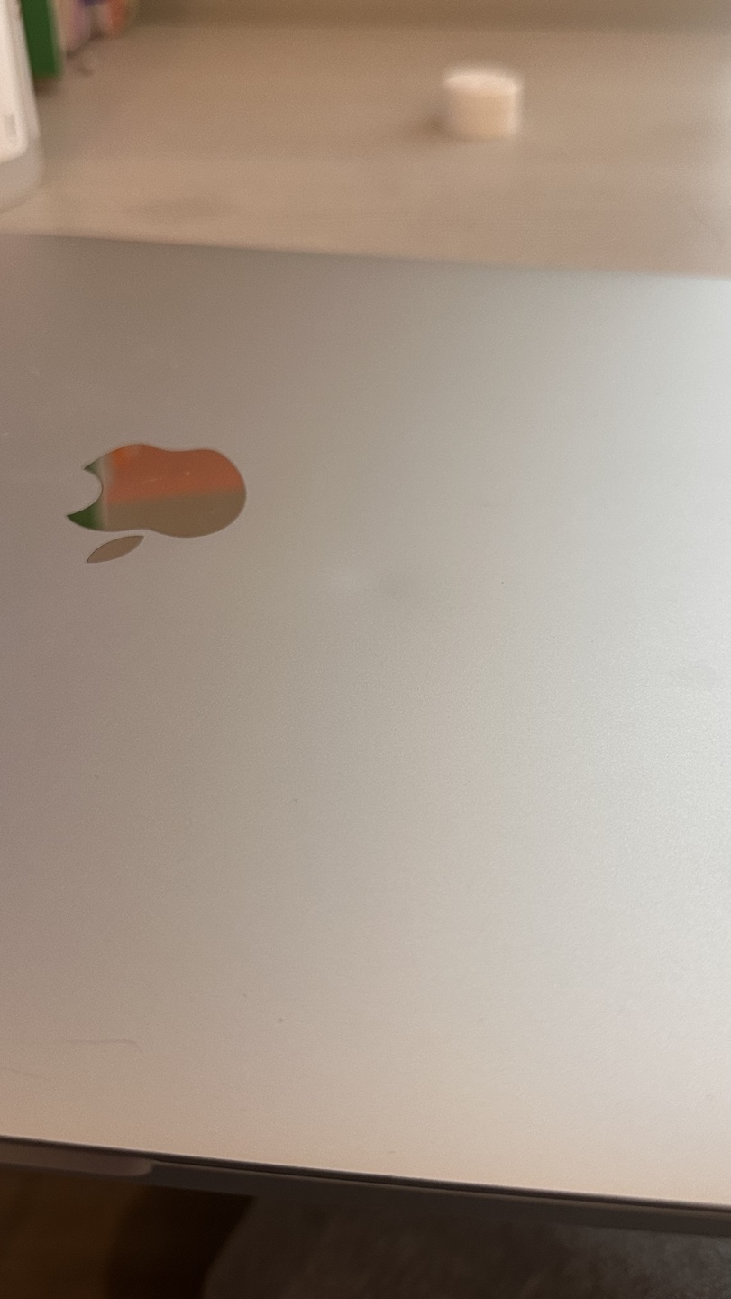 Used MacBook Pro 15-inch 2018 - photo 5