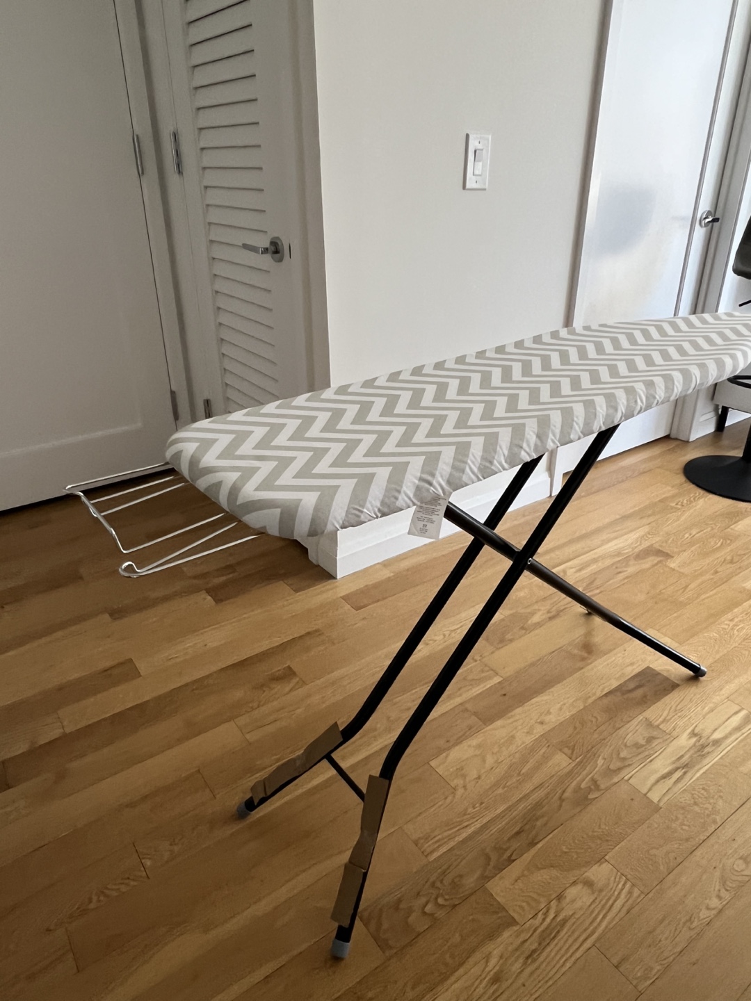 Ironing Board with Chevron Cover - photo 2