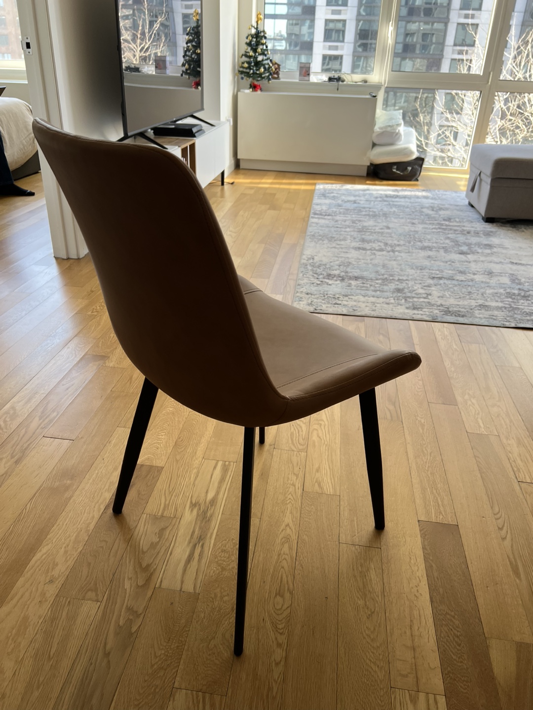 Round Dining Table with Four Brown Leather Chairs - photo 5