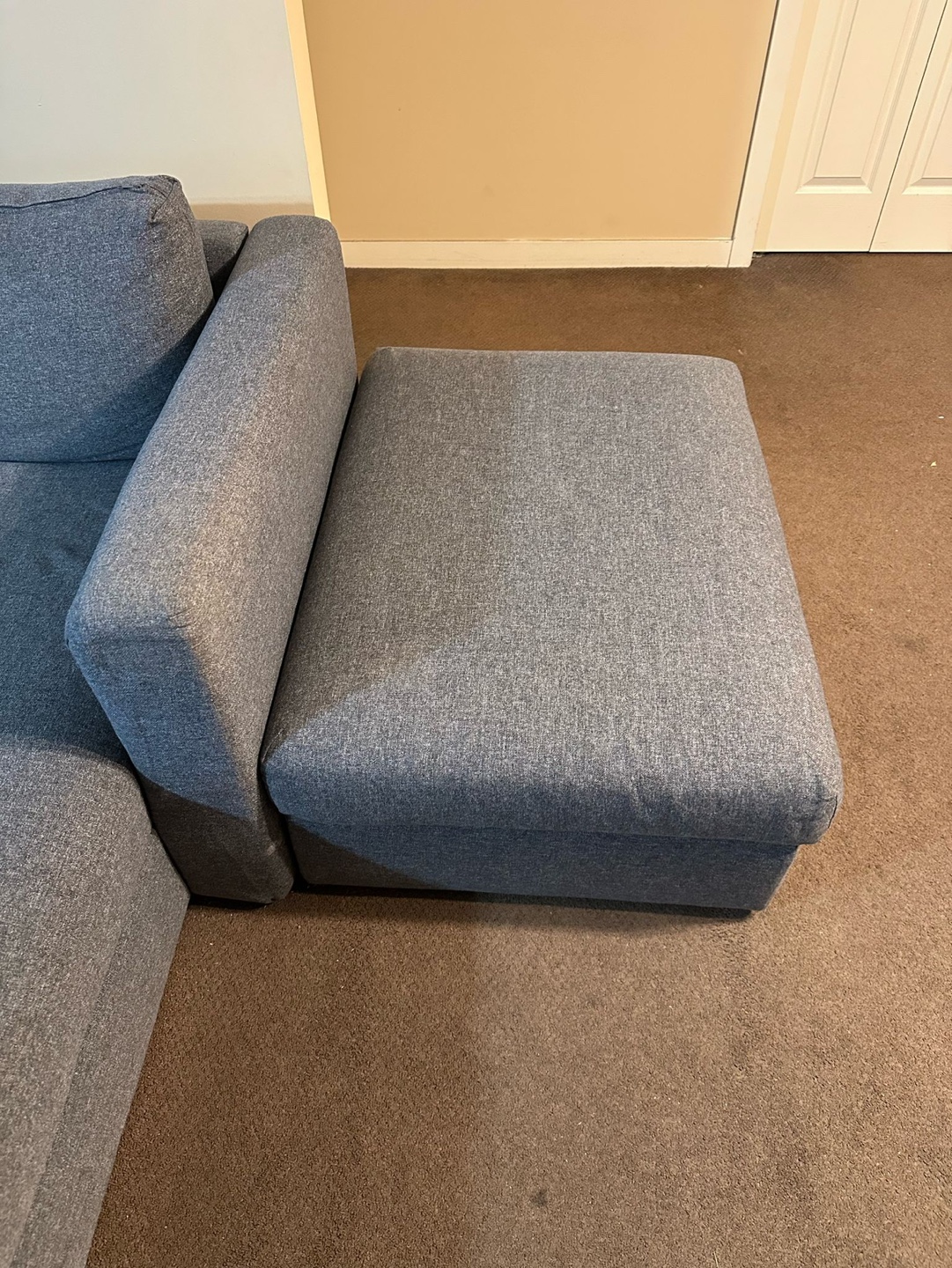 Grey Sectional Sofa with Chaise Lounge