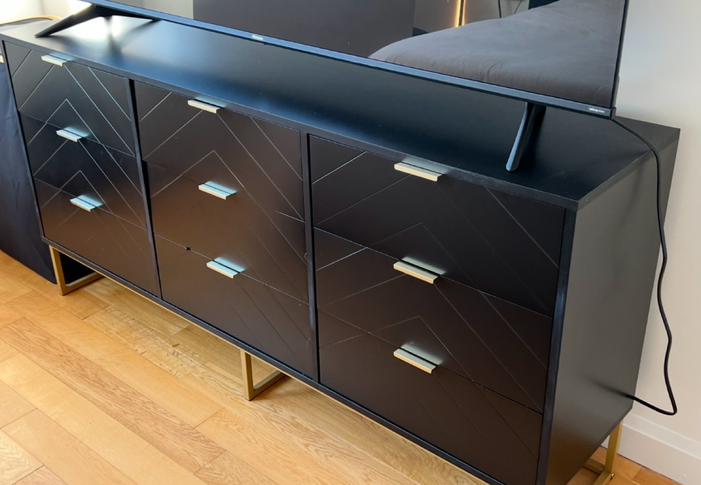 Black 9-Drawer Dresser with Gold Legs