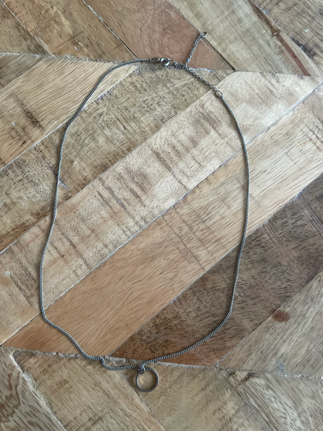 Silver Circle Pendant Necklace image indicator(3)