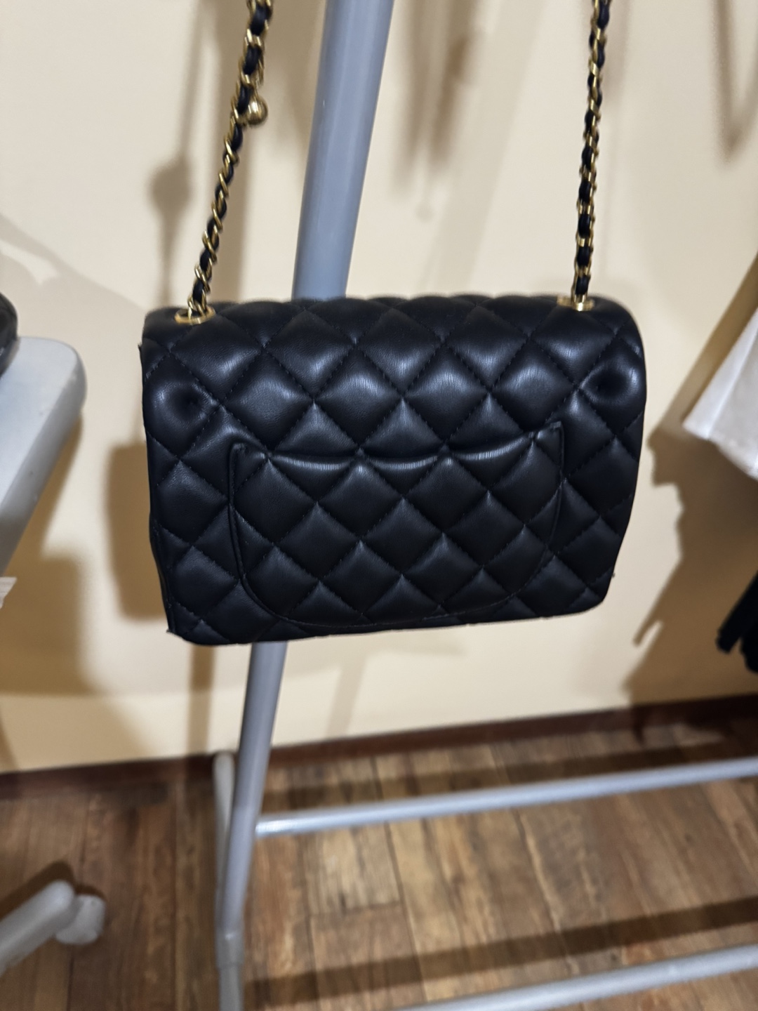Black Quilted Chain Bag - photo 2