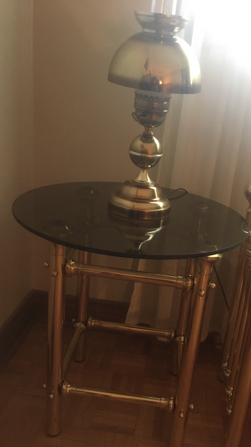 Brass framed side table with round smoke glass top - photo 5