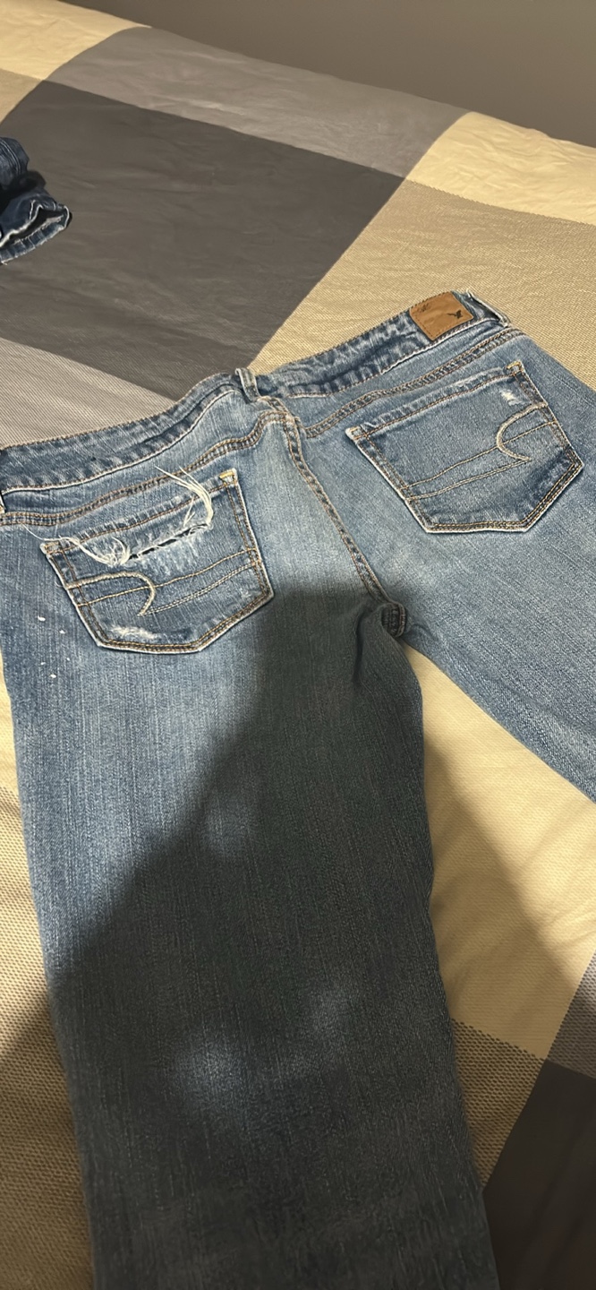 American Eagle Outfitters Distressed Jeans