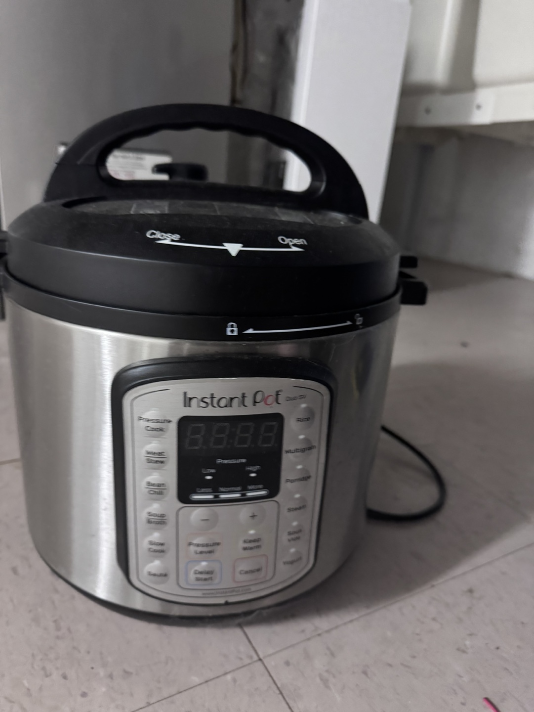 Instant Pot Duo 6-Quart Electric Pressure Cooker