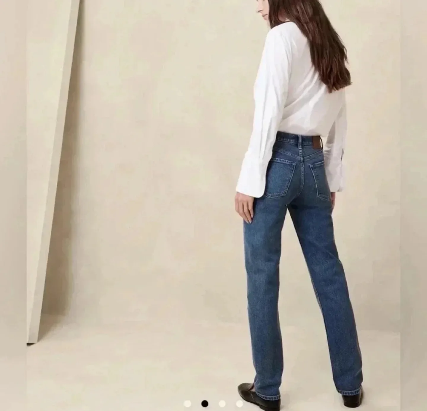 Banana Republic High-Rise Straight Jeans image indicator(2)