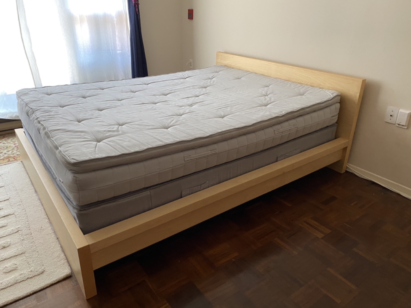 [Move-Out Sale] IKEA MALM Queen Bed Frame